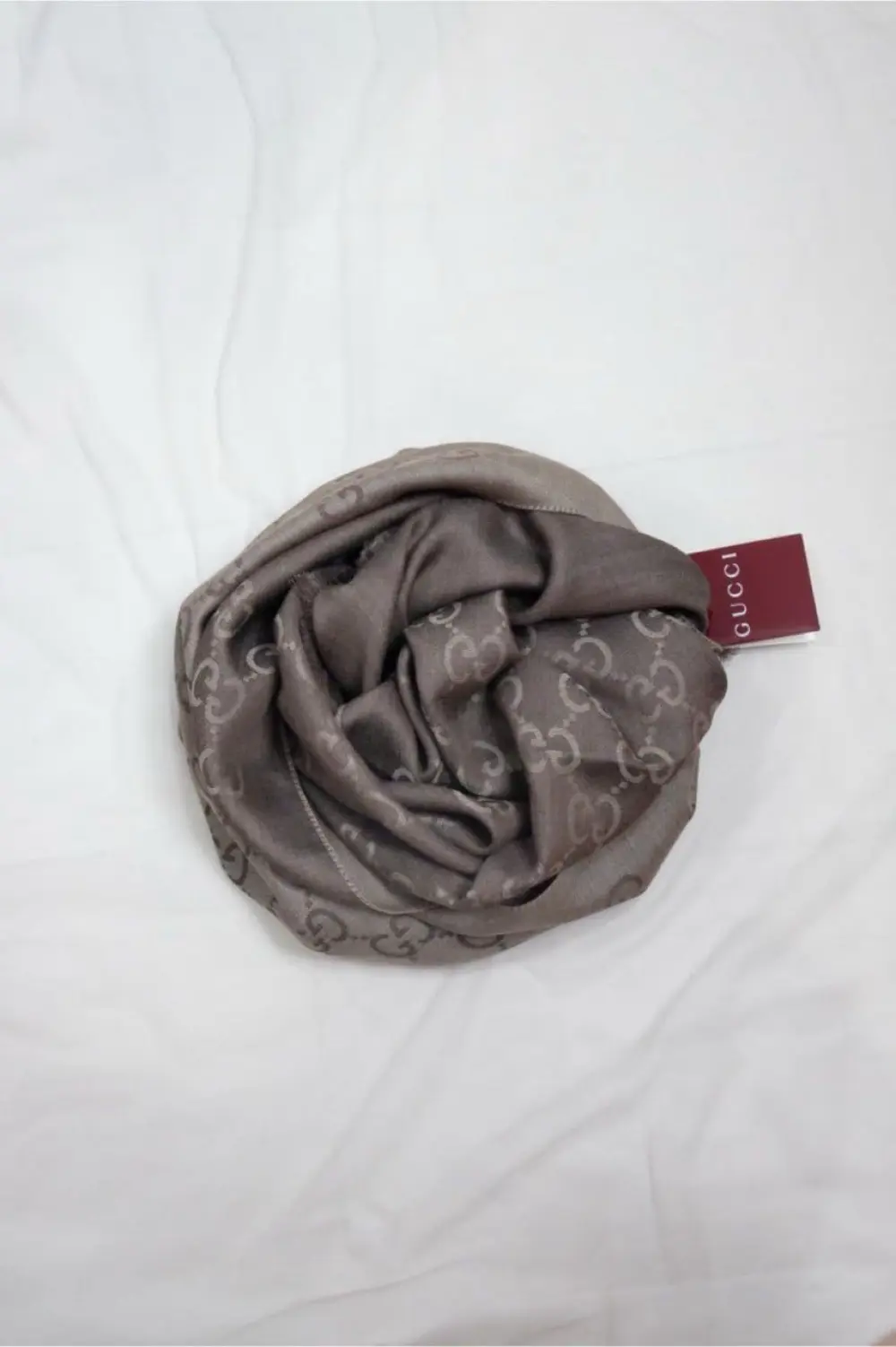 GG SHAWL · DARK BROWN