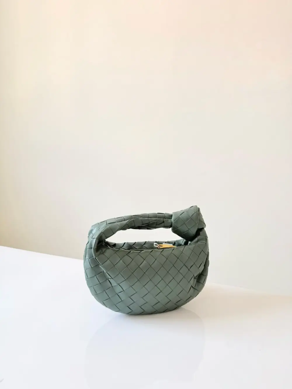 BOTTEGA VENETA BV MINI JODIE SAUGE GHW