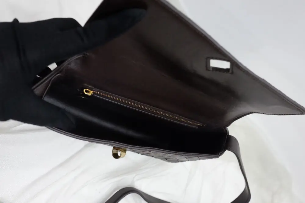BOTTEGA VENETA BV MINI ANDIAMO CROSSBODY BAG FONDANT GHW