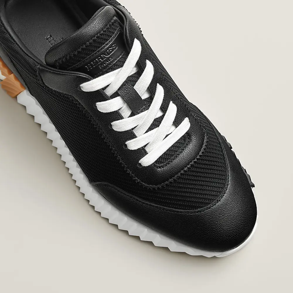 HERMES BOUNCING BLACK PERFO LEATHER - BEIGE MIEL