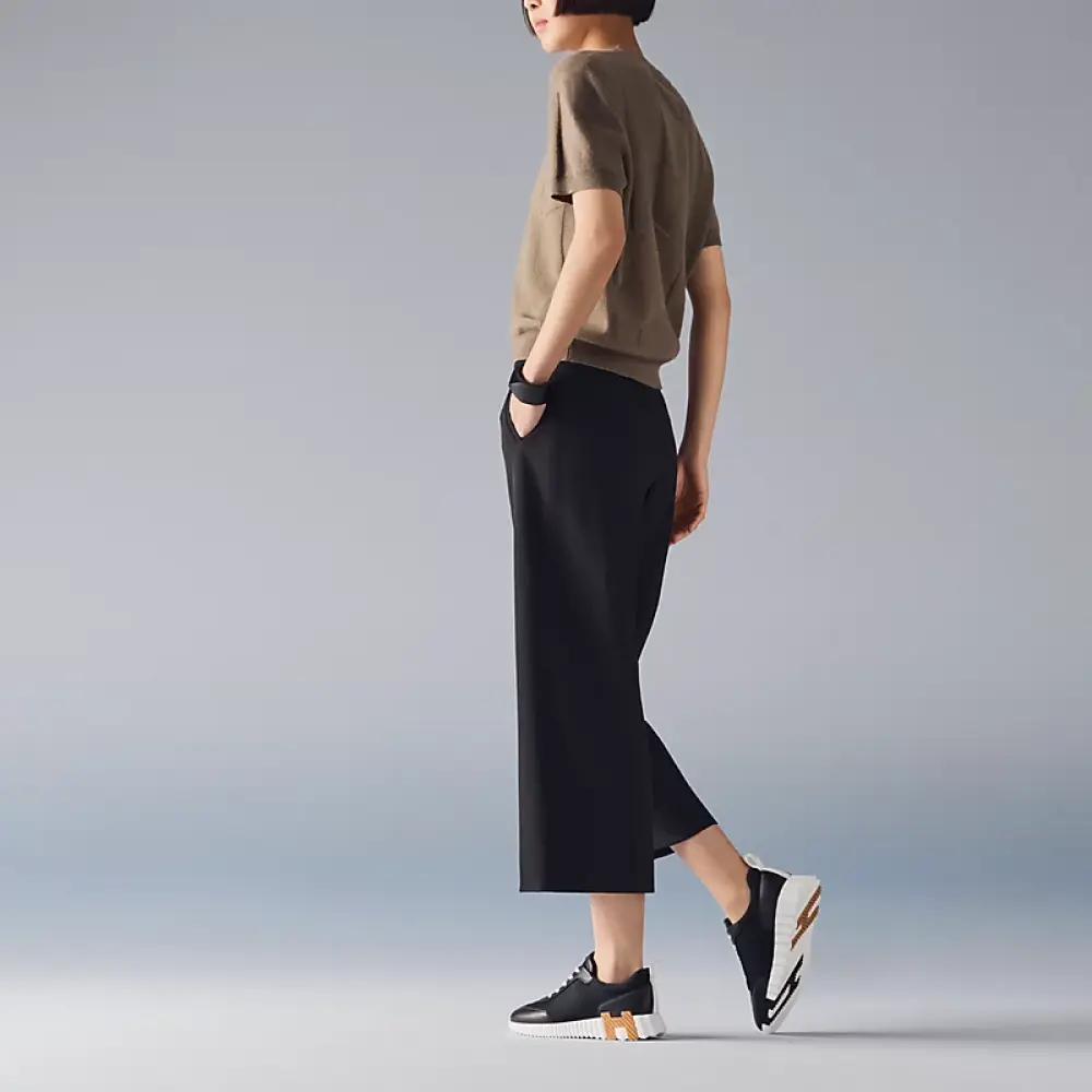 HERMES BOUNCING BLACK PERFO LEATHER - BEIGE MIEL